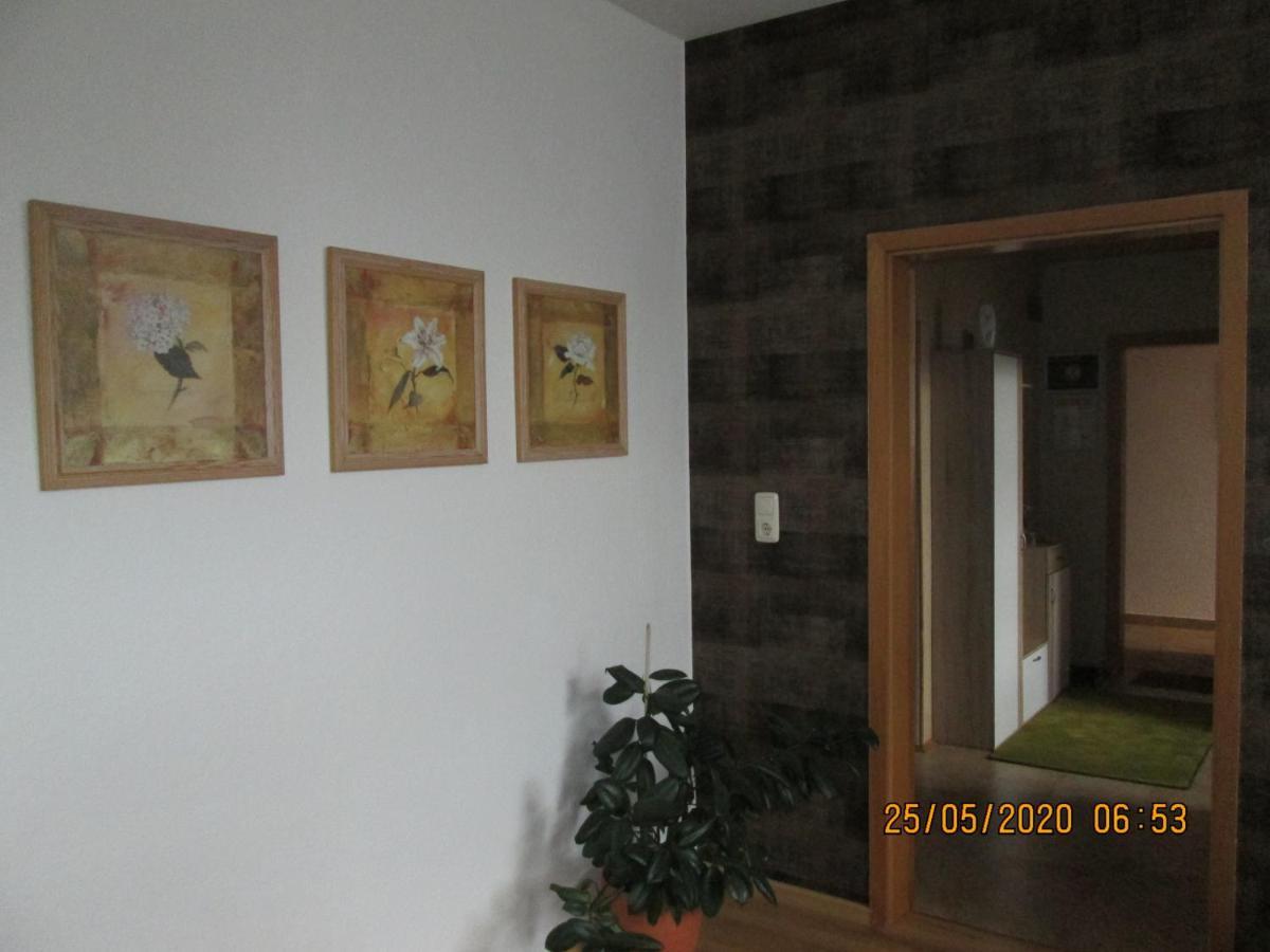 Zentrale-Ruhige Ferienwohnung 라이첸바크임보그틀란드 외부 사진