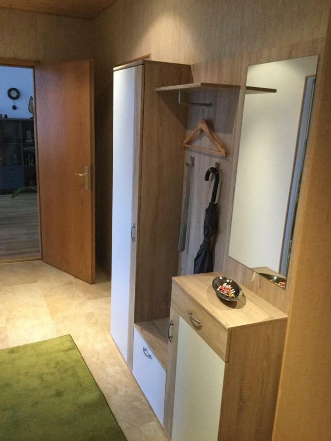 Zentrale-Ruhige Ferienwohnung 라이첸바크임보그틀란드 외부 사진